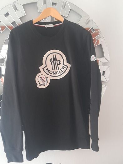 Moncler jumper as new Size large