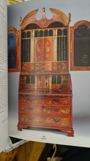 Christie's London Fine English Furniture 1999 Catalogue. In Very Good Condition.