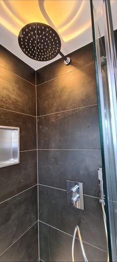 Shower recess