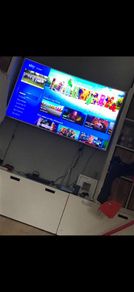 Samsung 65" 4k tv with sound bar