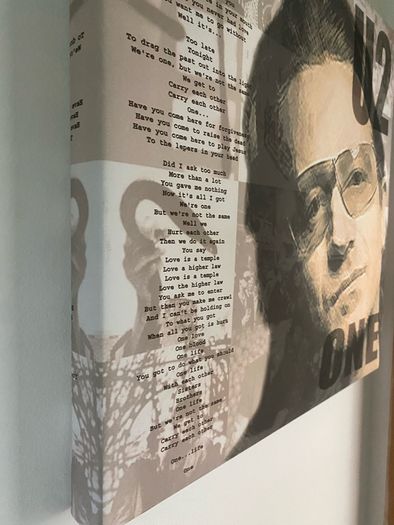 U2 canvas