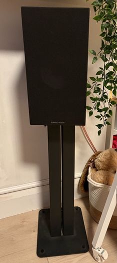 Bower & Wilkins 606 S2 speakers x2 black with STAV24 stands
