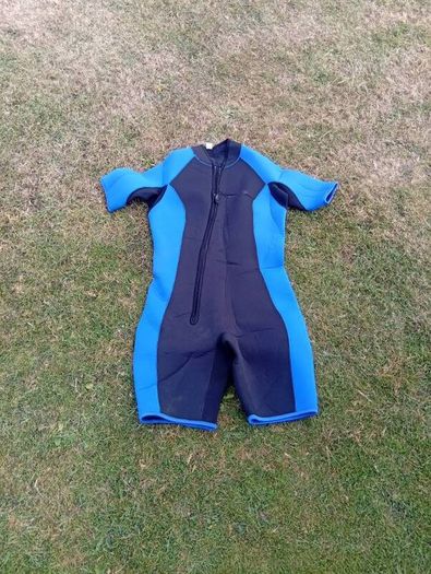wetsuit