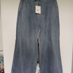 Wide leg, high waist