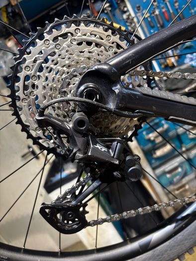 Giant Reign 1 2023 Enduro MTB