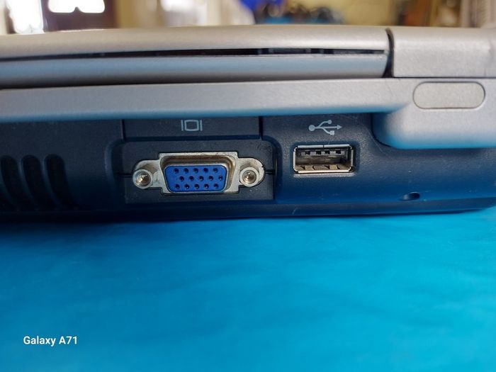 HP Pavilion zv6000, Windows XP, in excellent cosmetic condition, A Genuine real Blast from the past