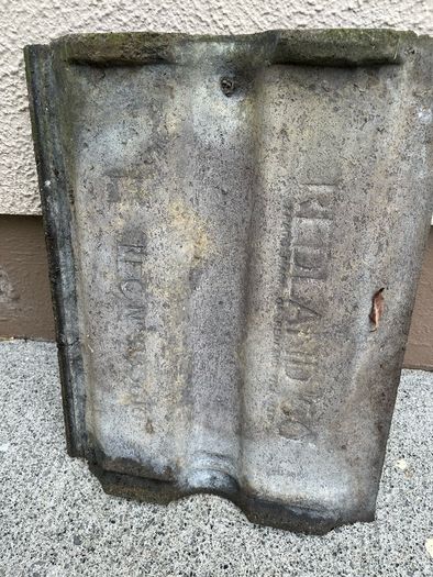 Roof tiles