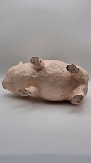 Pair of garden piglet statuet