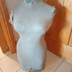 Vintage Dressmakers Mannequin Female Torso c.1950s.