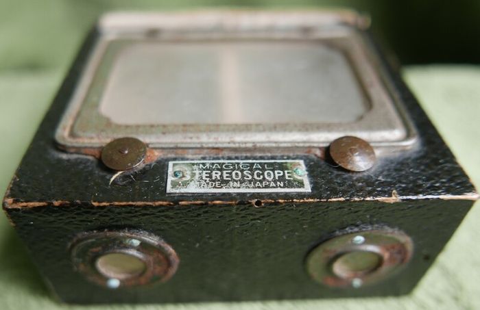 Antique Magical Stereoscope stereo viewer Japan, 1950s