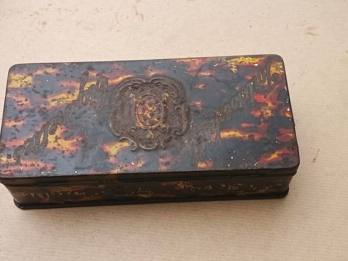Rare Tins