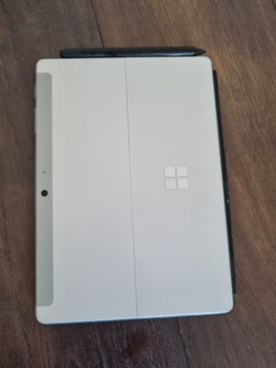 Microsoft Surface Go