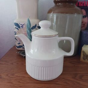 Carrigaline Teapot