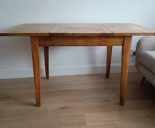 Solid Oak extending dining table