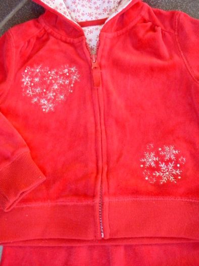 Size: 18 Months - 2 Years - An Adorable Hooded Track Suit Top & Pants - Read Carefully - E