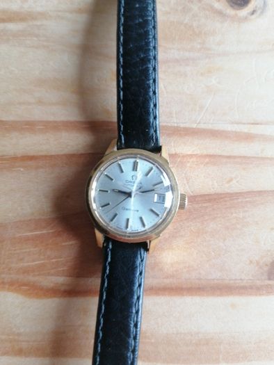 Vintage Women Omega Geneve Watch