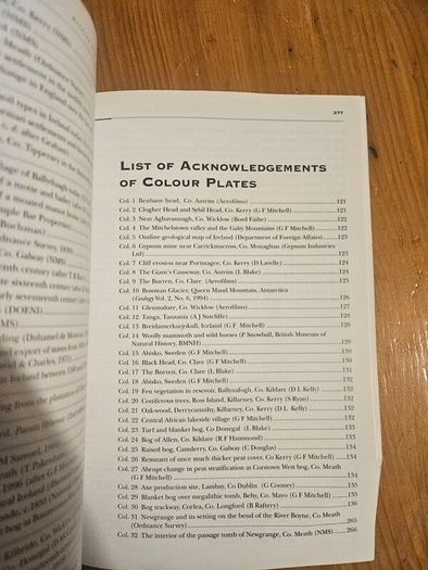 Reading The Irish Landscape. By Frank Mitchel & Michael Ryan. Large Volume Paperback In Good Condition.  See Photos For Same.