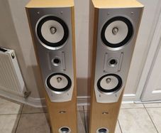 M-audio HTS Floor Standing Speakers 100 Watts with built in woofer