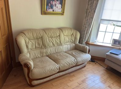 3 piece cream natuzzi leather suite