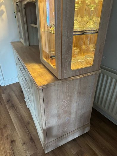 Display Cabinet Lighted Beautiful