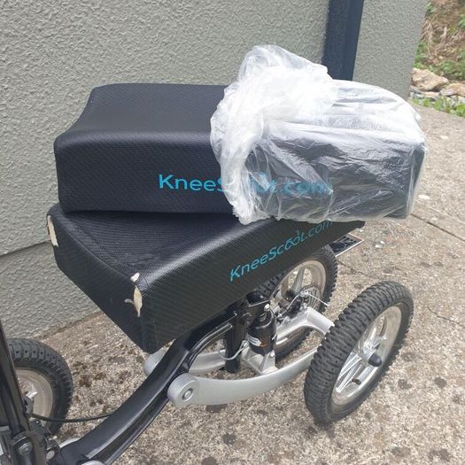 Knee Scooter /Walker