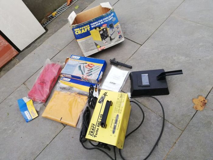 Electric welder and kit