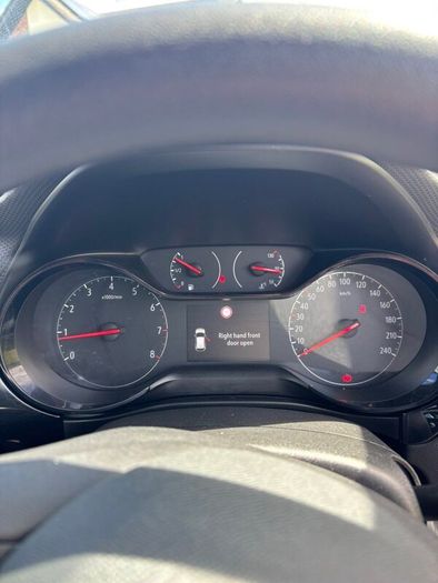 Opel Corsa F