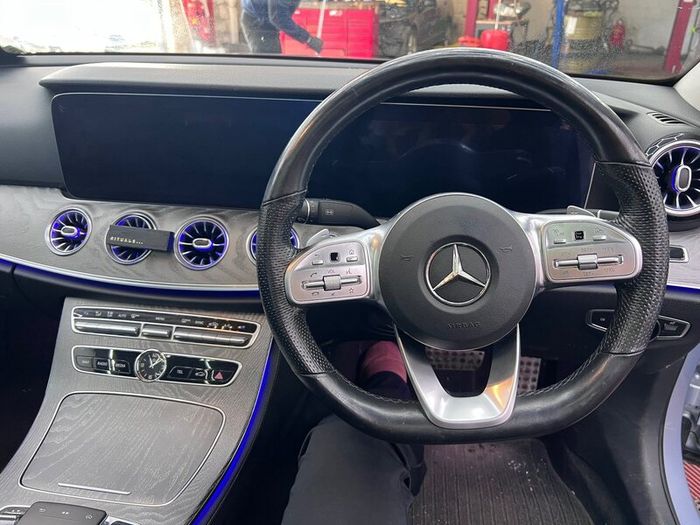 E-Class 2017 Widescreen High Spec!!
