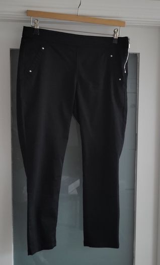 WALLIS black crop pants Sz 10UK