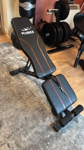 FLYBIRD Adjustable Weight Bench Compact & Foldable Excellent Condition