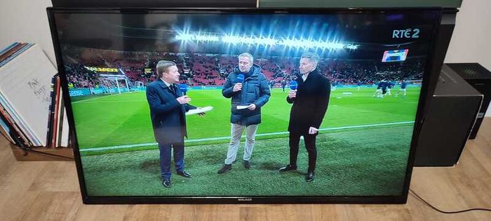 Walker 49"  led tv