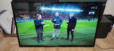 Walker 49"  led tv