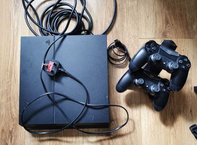 PS 4 & 2 controllers