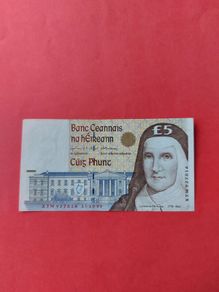 C series five Pound Catherine McAuley banknote