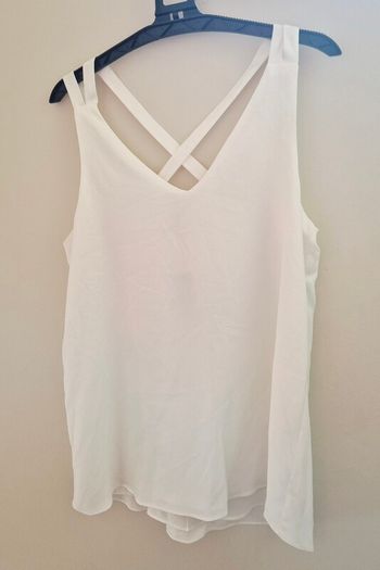 Rivrer Island off white sleeveless criss cross top