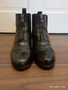 Ariat Girls Riding Boots UK Size 3