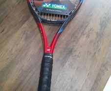 Yonex VCore 100+ Racket