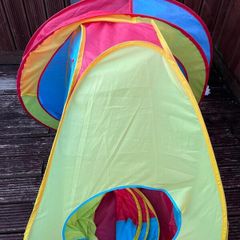 Kids Play Tent, Tunnel & Ball Pit Set - Good Condition