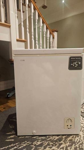 Logik Chest Freezer