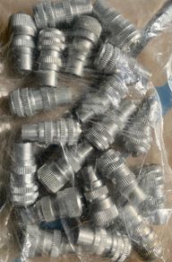 Coaxial connectors , male , 20 X in total.
