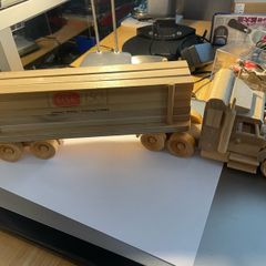 Model Articulated Truck