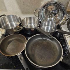 Pot and pan set