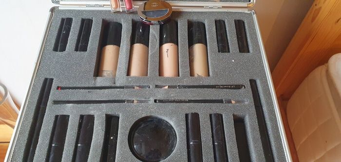 Makeup Case with Makeup