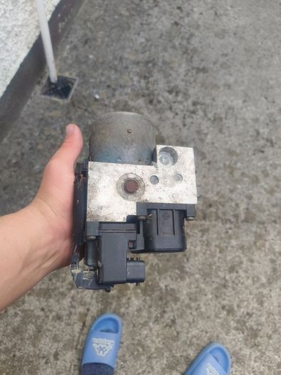 yaris 1.4 diesel 2004 abs pump