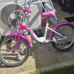 Girl bike