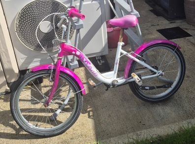Girl bike