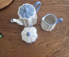 Brand new tea set