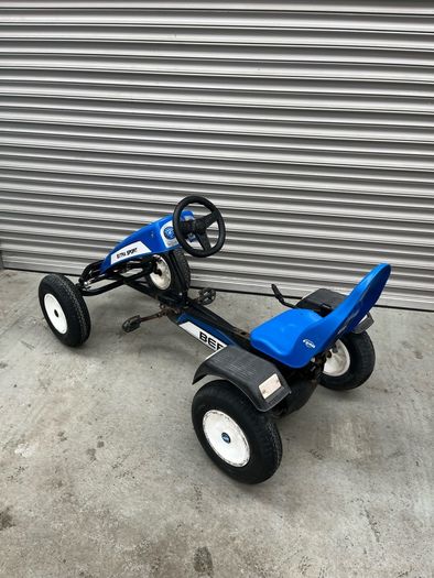 X4 AVAILABLE Pedal berg go kart