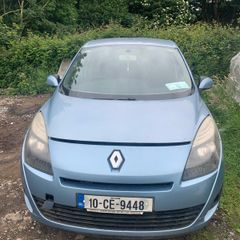 Renault Grand Scenic for parts