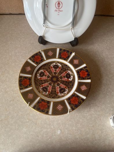 Royal Crown Darby " Old Imari" 1128 6.5" plates